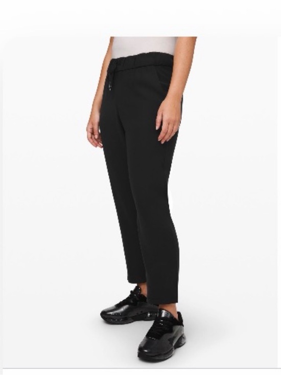 lululemon athletica Pants - LULULEMON / 7/8 LIGHTWEIGHT TROUSERS